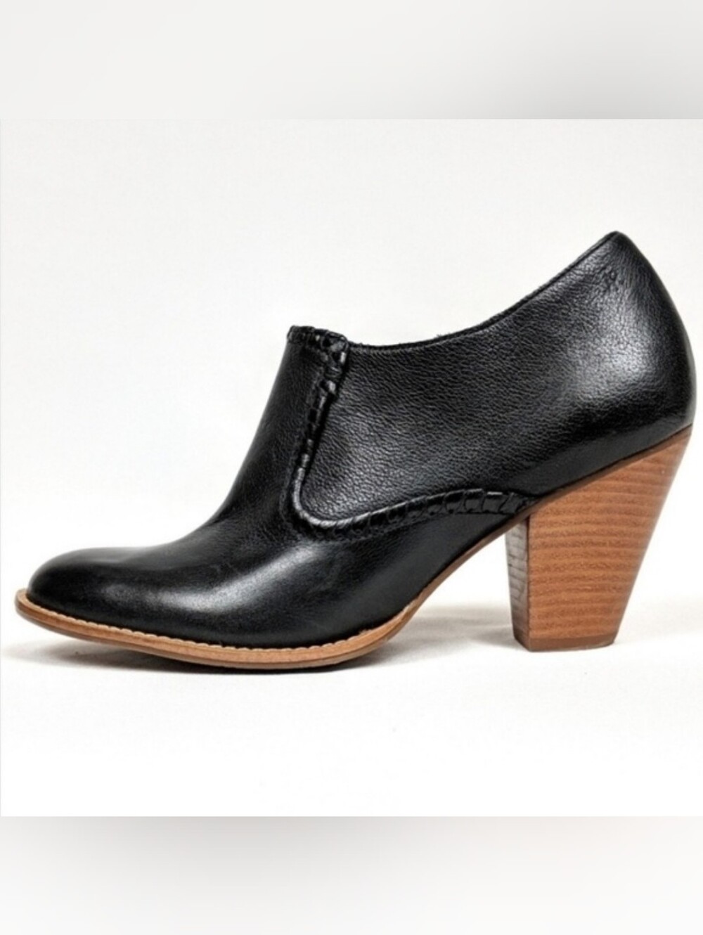 Jack Rogers “Kyle” Bootie - Black Leather size 7.5 M